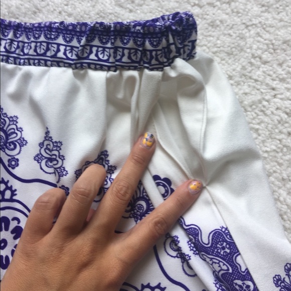 Crop Top Set - Picture 3 of 7